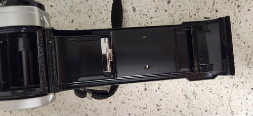 Vintage Canon AE-1 Kamera 35mm ungetestet gebraucht sehr schön - Bild 12 von 14