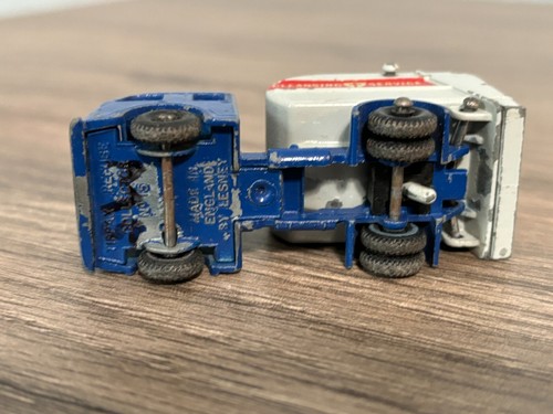 Matchbox Lesney #15-C Refuse Truck - Picture 10 of 10