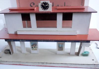 Ancienne Gare Hornby Train 0 N°19 Marseille Démontable – Kit Vintage Époque 3 (manque Une Banquette)
