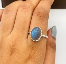 Classy Blue Flashy Labradorite Oval Ring-925 Solid Sterling Silver Everyday Ring