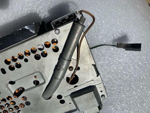 1963 CORVETTE "LIKE NOS " WONDERBAR RADIO AM NOS? WONDER BAR - Picture 3 of 10