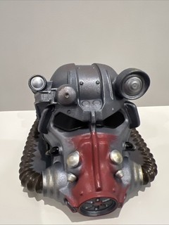 Loot Crate Bethesda Fallout 4 Atom Cat Power Armor Helmet PVC Coin Bank