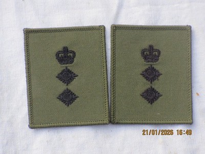 Rangabzeichen;  Colonel ,schwarz auf oliv, 70x55mm,Commando Rank Badge, 2x