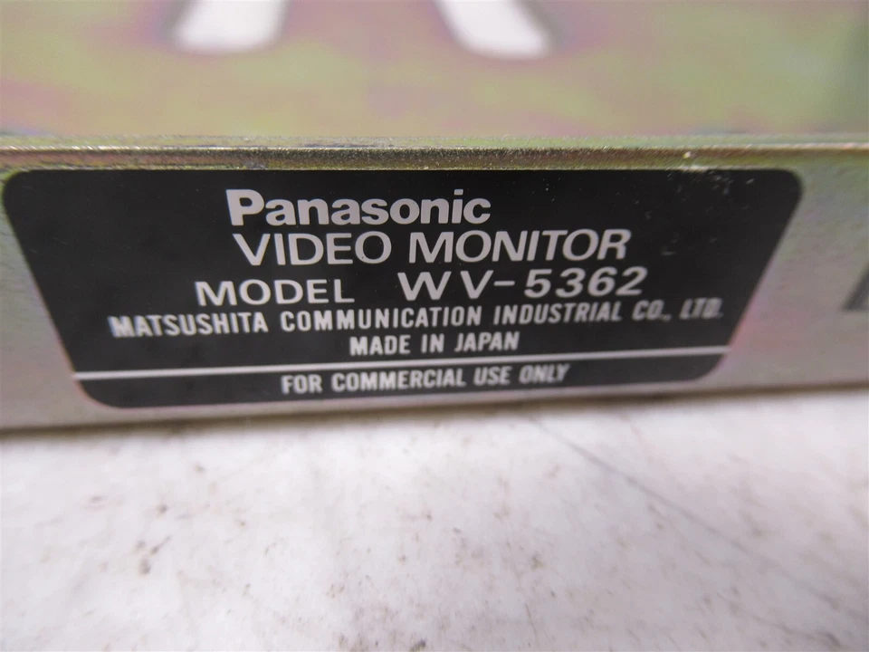 Panasonic Video Monitor WV-5362 Rack Mount for 2 CRT Video Monitors 17" 4.5 RU/U - Image 2 of 4