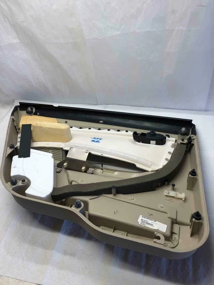 Panel de moldura de puerta interior trasera Saturn Aura 2007-2009 lado derecho del pasajero derecho derecha g Foto 4 de 4