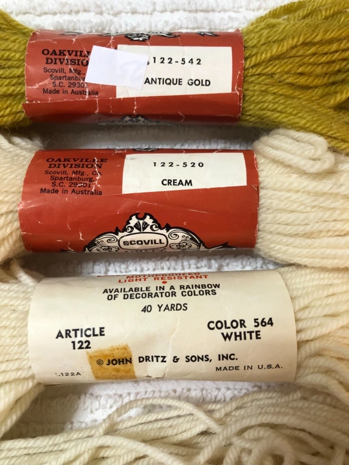 NEW Vintage Dritz Needlepoint Yarn Mixed Lot 3 Skeins Virgin Wool Ivory Gold - Image 4 of 4