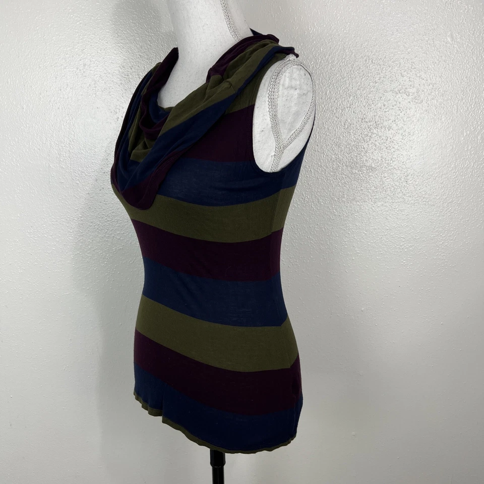 Camiseta sin mangas Rebecca Beeson para mujer 2 azul verde a rayas capucha cuello sin mangas elástica Foto 2 de 4