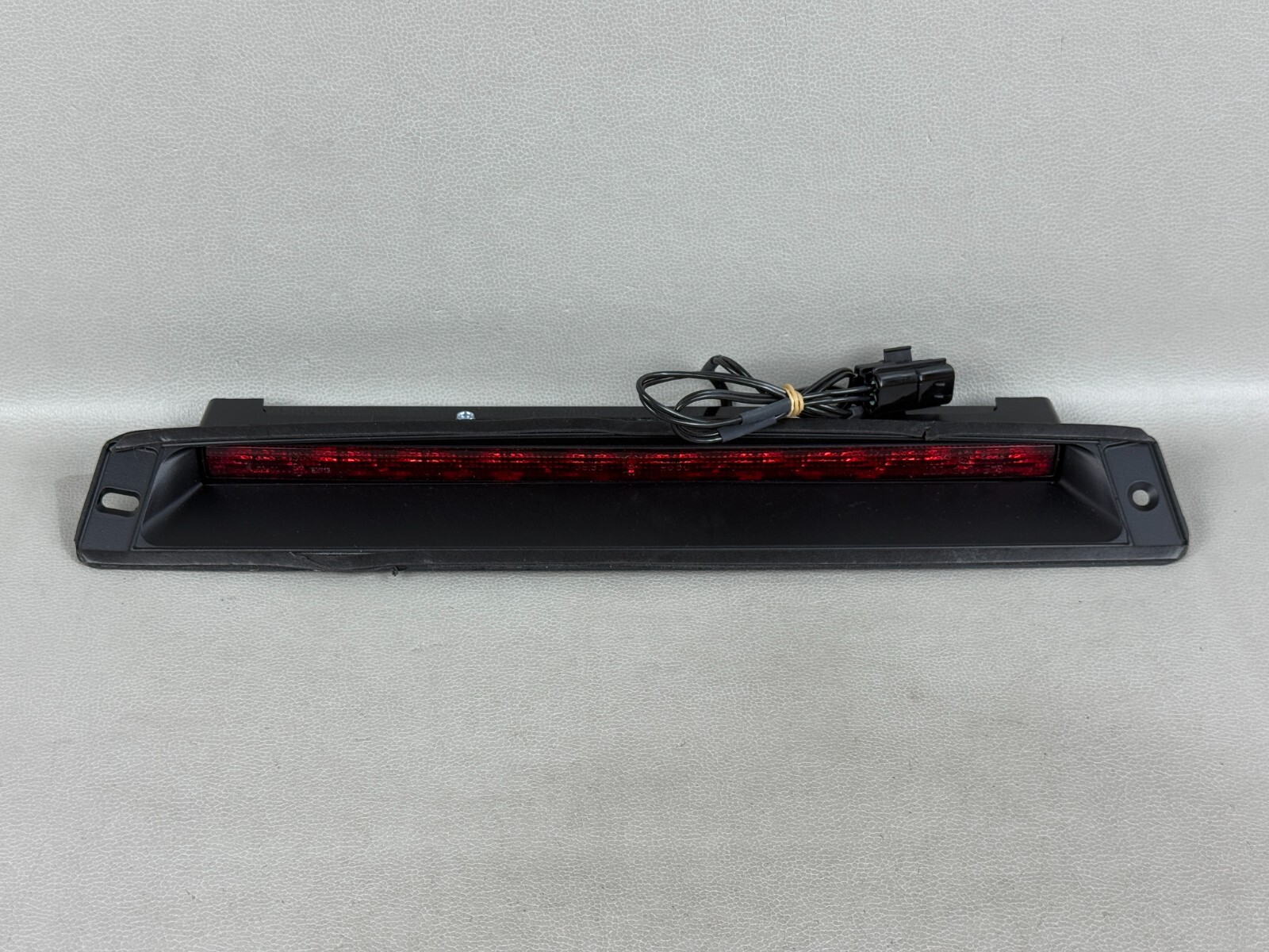 NICE! BENTLEY ARNAGE ROLLS-ROYCE SILVER SERAPH HIGH MOUNT STOP LIGHT LAMP OEM