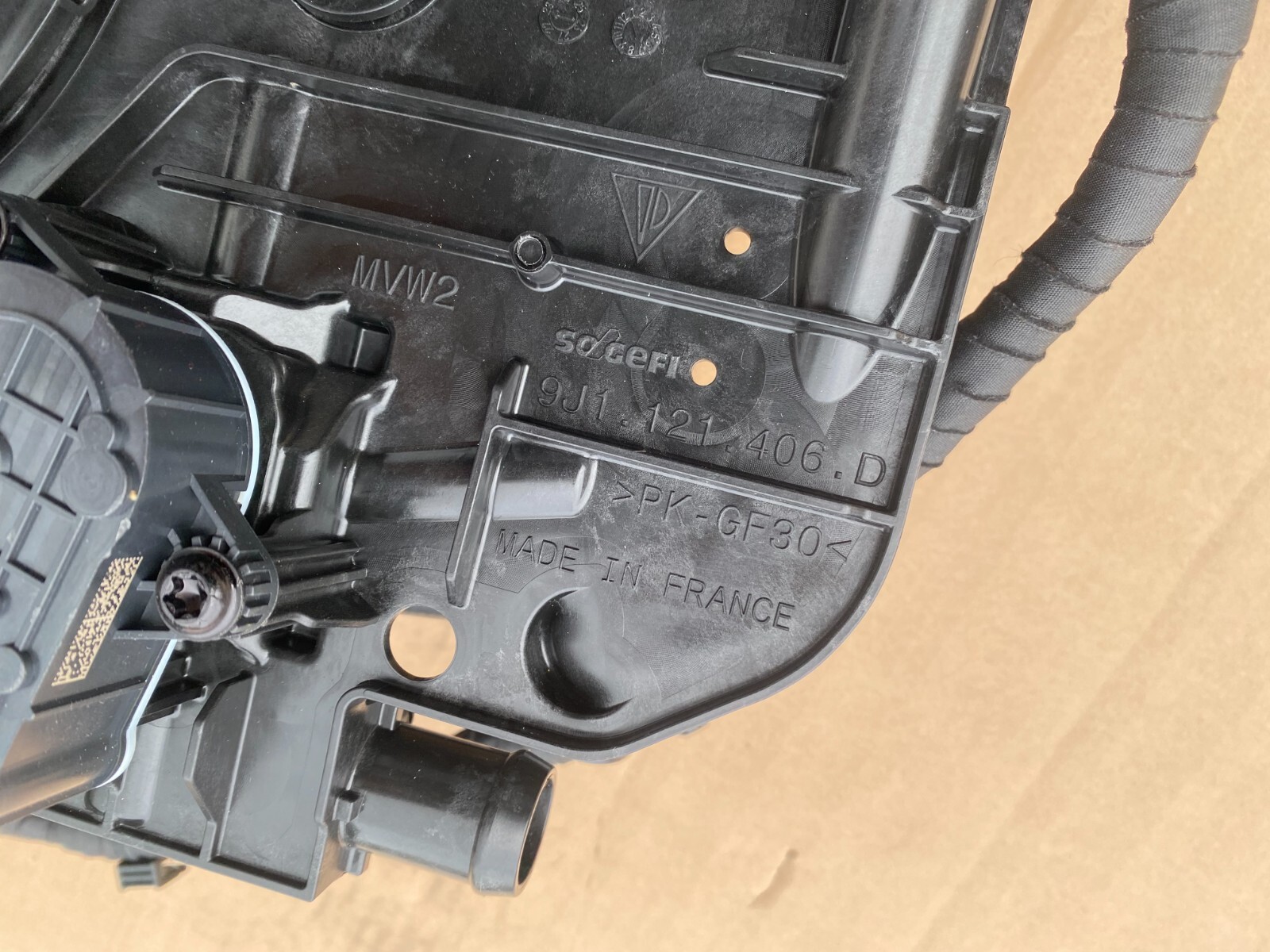 Porsche Taycan 9J1 Konsole Colling Pump Cooler Fan Water cooler  