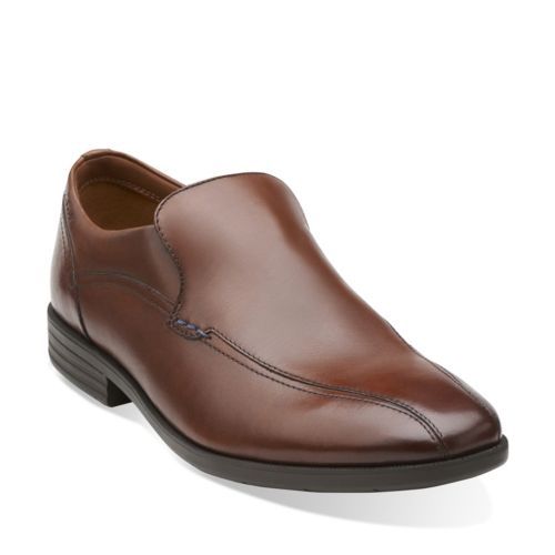 clarks leather slip on shoes