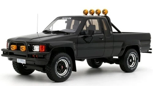 1:18 Otto Mobile Toyota Hilux SR5 1985 Back to the Future OT481B NEW