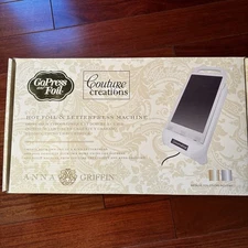 Couture Creations GoPress and Foil Machine Brand New Anna Griffin Crafter Gift