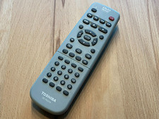 Pilot zdalnego sterowania Toshiba do odtwarzacza DVD szary używany SE-R0049