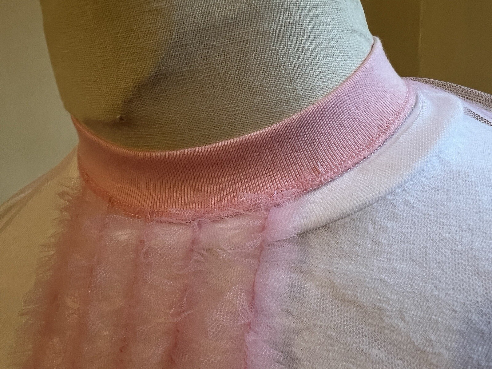 DSQUARED² RUNWAY DOUBLE SET WHITE PINK RUFFLES T SHIRTS S S 70'S PROM LEATHER image 9