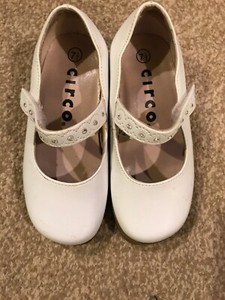 girls dress shoes size 2