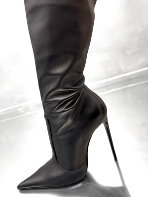 1969 Made in Italy Over The Knee Leather Boots Z25 LX Extreme