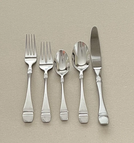 Oneida Roosevelt Glossy Stainless Flatware 5pc setting