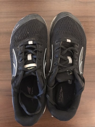 altra intuition 4.5 womens
