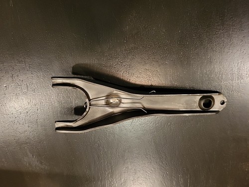 DATSUN 1600-2000 CLUTCH FORK With Retainer