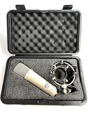 MXL 909 Golden Condenser Microphone with Shock Mount in Hard Case