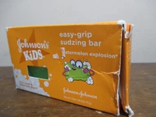 Johnson’s Buddies Kids Easy-Grip Sudzing Bar Bath Soap 2.45oz | NOS Discontinued