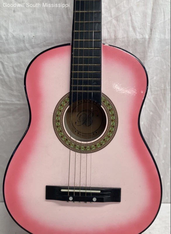 Guitarra acústica Bridgecraft rosa Foto 2 de 4