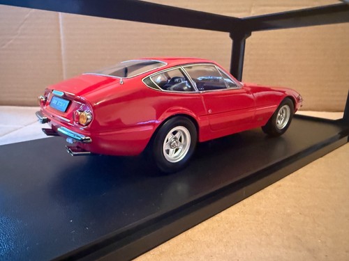 Ferrari 365 GTB/4 Daytona Coupe Series 2 1971 red 1:18 KK-Scale - Picture 3 of 6