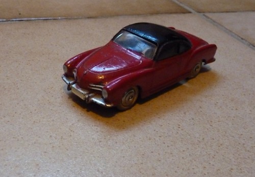 Ancienne Voiture Miniature Dinky Toys France 24M Volkswagen Karmann Ghia - Avec Boîte D'origine
