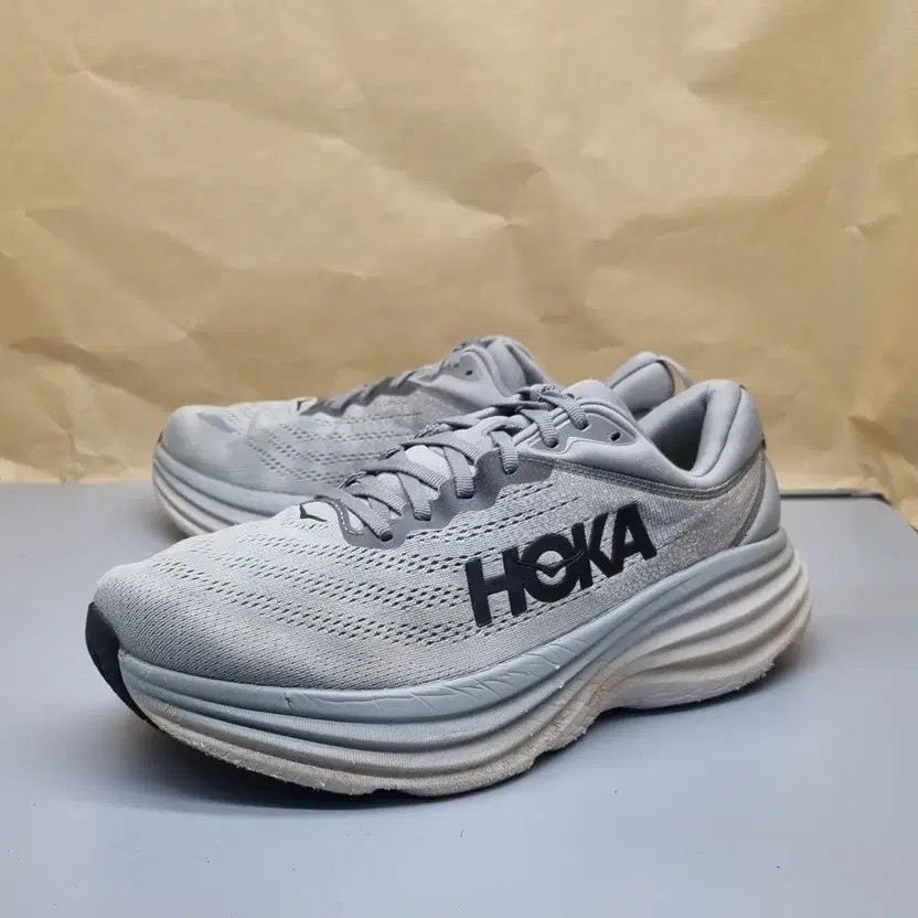 Hoka Bondi 8 Men's Running Shoes Size 280 thumbnail 2