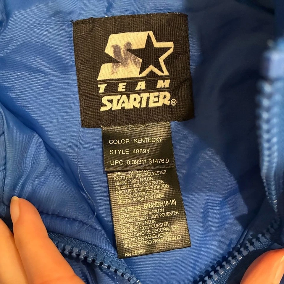 Vintage Starter Kentucky Wildcats Full Zip Hooded Nylon Jacket Kids Size L - Image 4 of 4