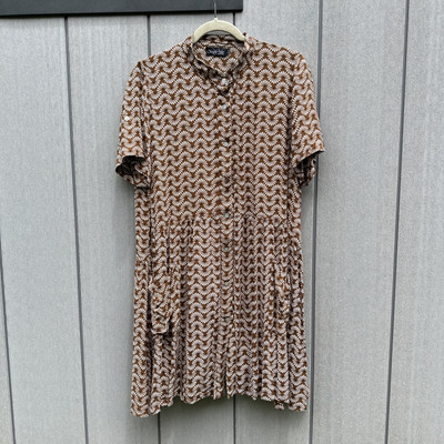 Chantik Vibe Dress Woman s Size S/M Brown Floral Buttone Down Short Sleeve