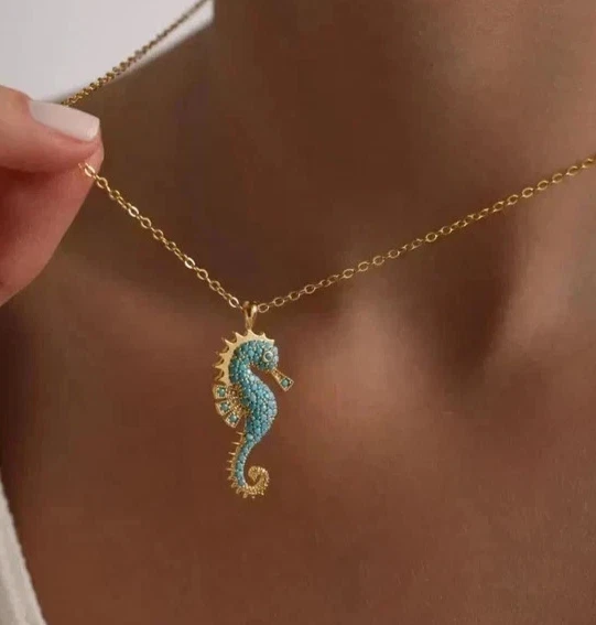 Colgante Caballito de Mar 18" Cadena Simulada Corte Redondo Turquesa Chapado en Oro Amarillo 14k Foto 3 de 4