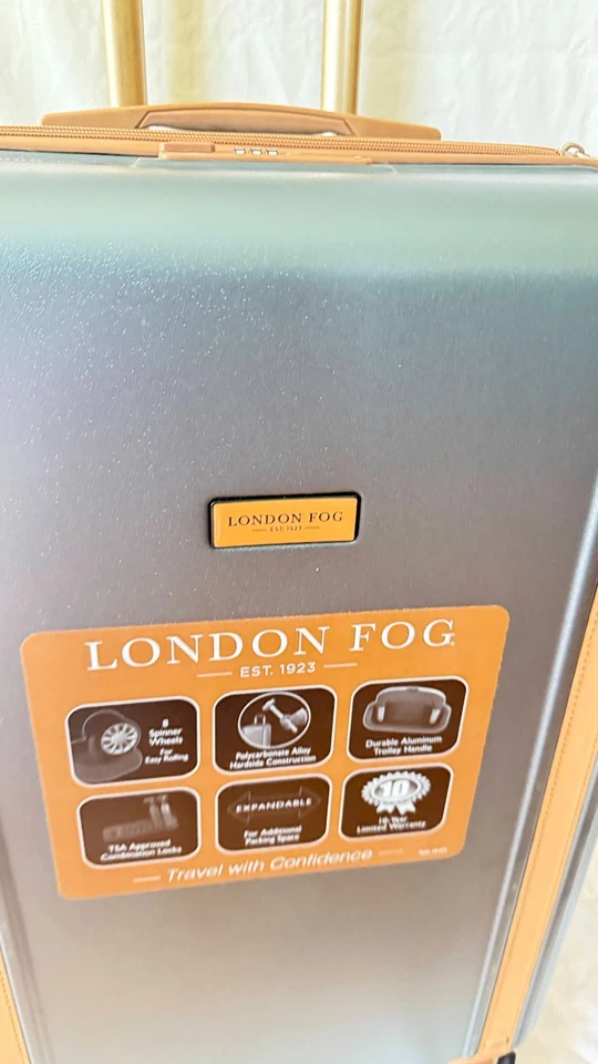 New London Fog Regent 25" Expandable Spinner Luggage Tsa lock Suitcase Blue - Image 4 of 4