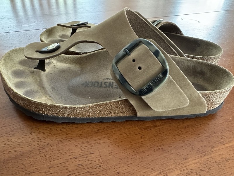 Birkenstock Women Tortoise Big Buckle Sandal Size 39 US 8 Reg Width Thong Brown