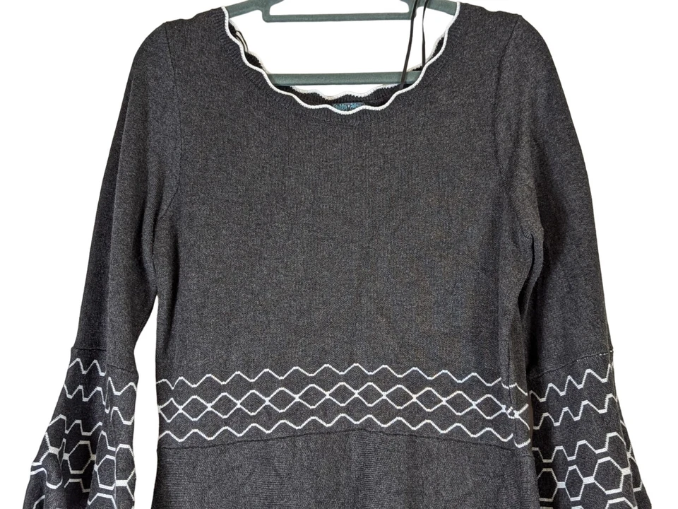 Vestido suéter feminino Gabby Skye tamanho L cinza carvão manga sino carreira feminina - Imagem 3 de 4