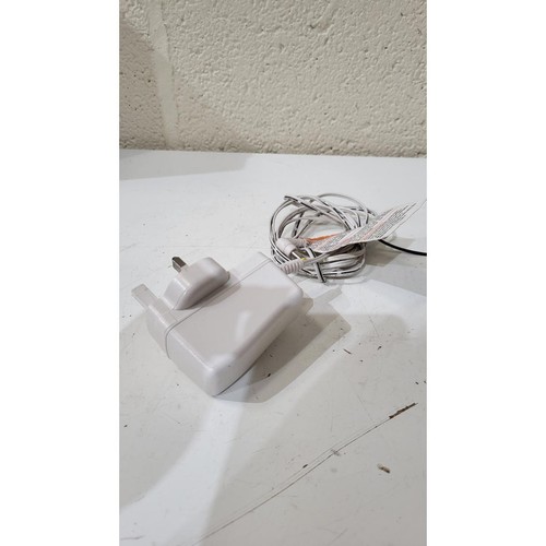 Angelcare Switching Power Supply Adapter White 7.5V 0.5A Wall Mount Compact - Picture 2 of 5