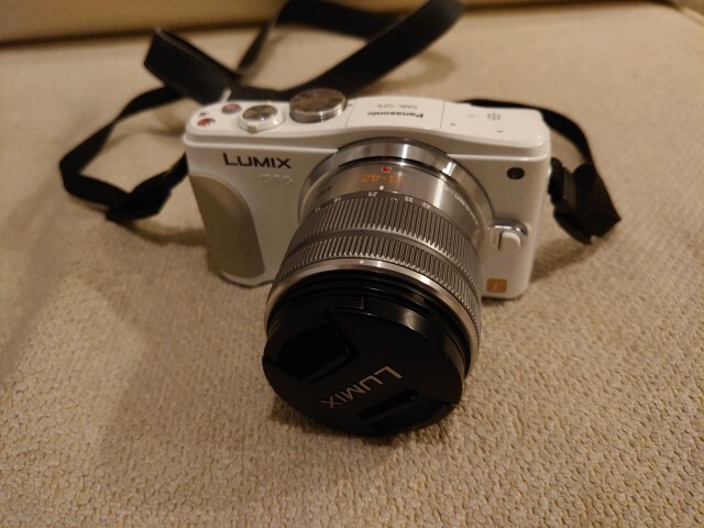 【動作未確認】Panasonic LUMIX DMC-GF6 ホワイト ボディ ☆良品☆パナソニック Panasonic LUMIX DMC-GF6 ボディホワイト
