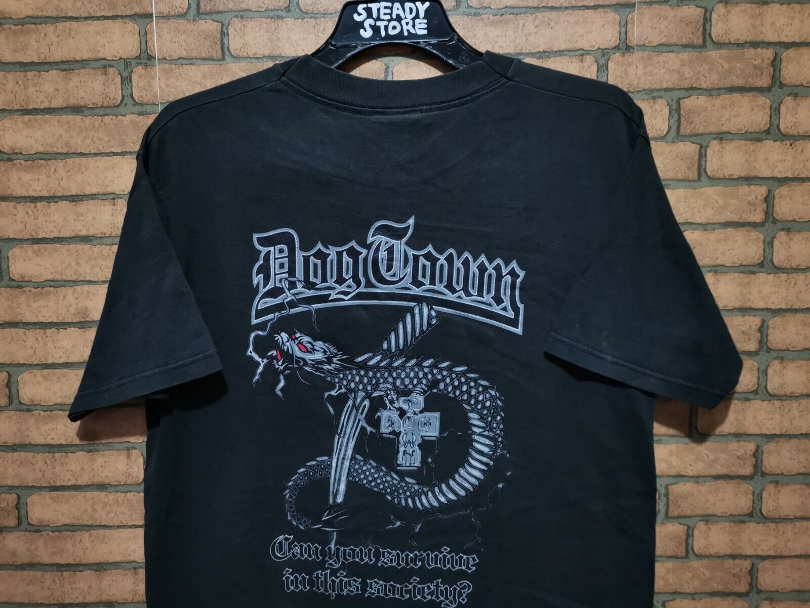 VINTAGE DOGTOWN SKATE SKATEBOARD T SHIRT L NOT ZO… - image 1