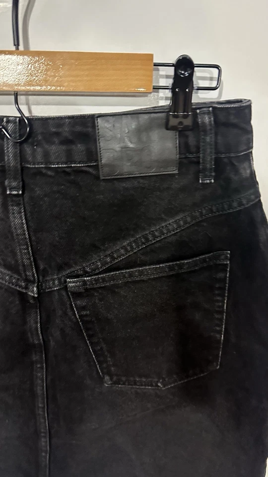 Minifalda de mezclilla Sandro negra tiro alto lavado ácido occidental cintura 28-29 pulgadas Foto 3 de 4