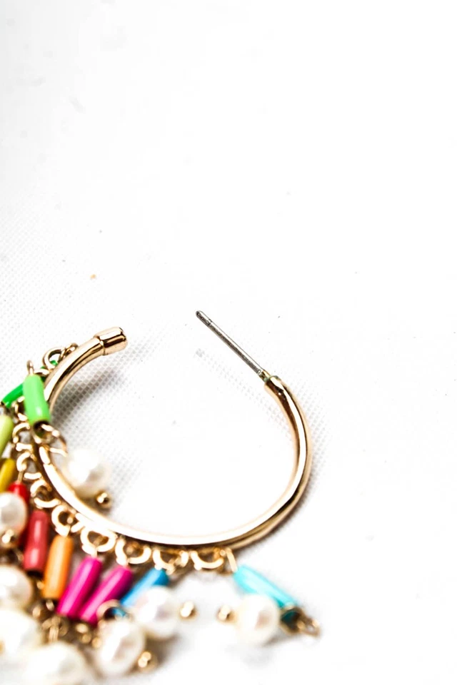 Pendientes de aro Roxanne Assoulin para mujer tono dorado esmalte arco iris + perlas semilla Foto 4 de 4