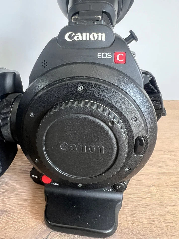 Caméra Canon C100 Mark II - Photo 4/4