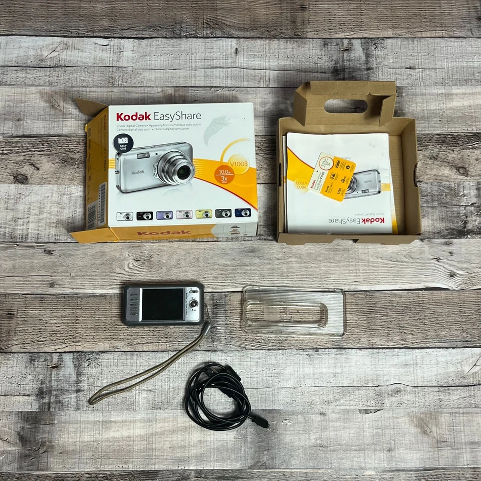 Kodak Easyshare V1003 Digital Camera Silver Vintage Photography Photo Device - Image 4 of 4