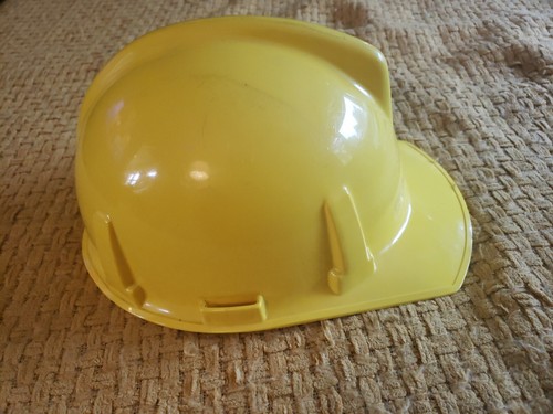 Vintage Hard Hat Safety Helmet MSA Yellow Plastic - Picture 4 of 7