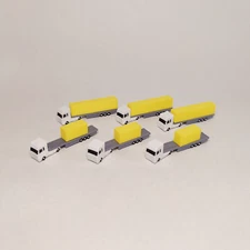 6x Yellow ARTICULATED CONTAINER Truck/Lorry Airport GSE Vehicles 1:400 Scale