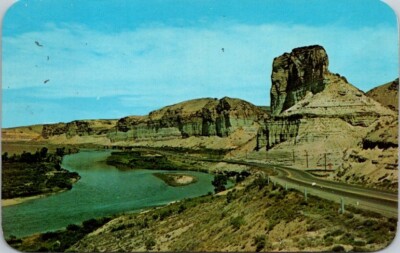 Postcard Lincoln Highway Toll Gate Rock & Pallisades Green River Wyoming WY 1295