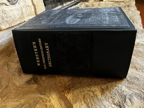 Webster's New Twentieth Century Dictionary Unabridged Indexed 1943 Vintage