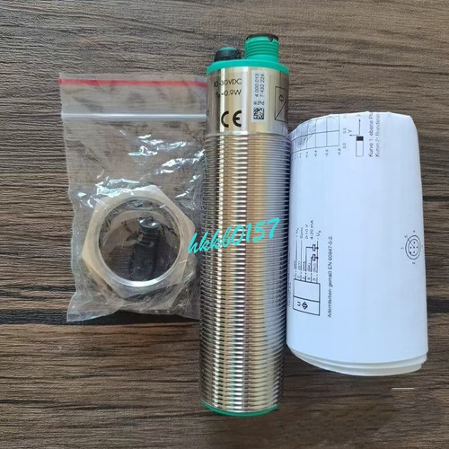 NEW PEPPERL+FUCHS UC2000-30GM-IUR2-V15 104093 ultrasonic sensor FedEx or DHL - Picture 4 of 4