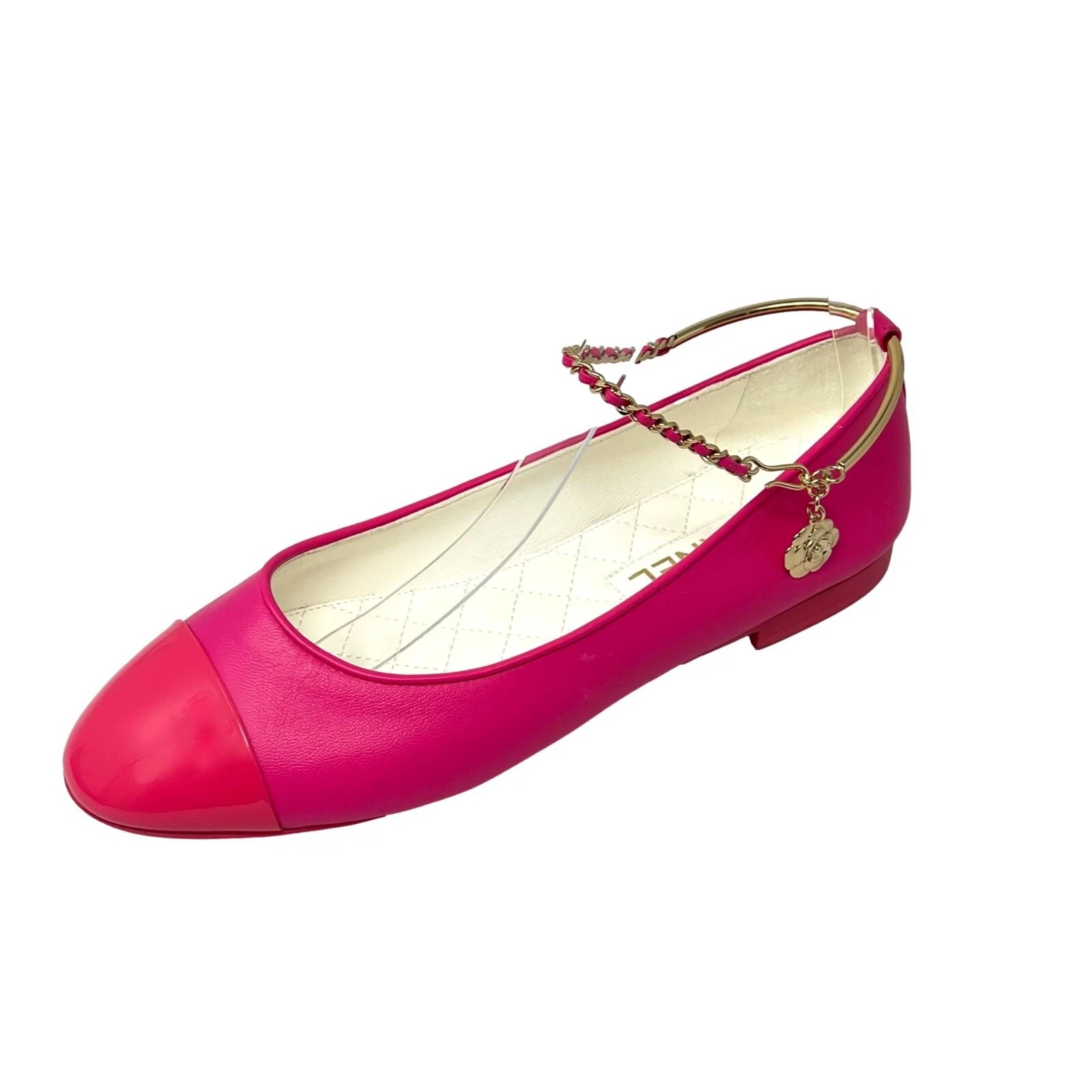 Chaîne de ballet en veau rose vif Chanel 2022 IT 40/US 10, SGD2480
