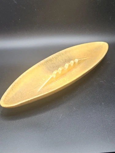 Vintage Royal Haeger Retro yellow ashtray 2074