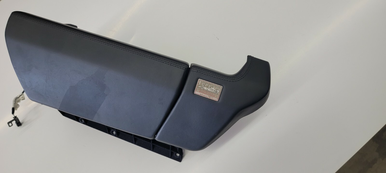 FERRARI 458 ITALIA PASSENGER GLOVE BOX ASSEMBLY OEM 81498212 82042800